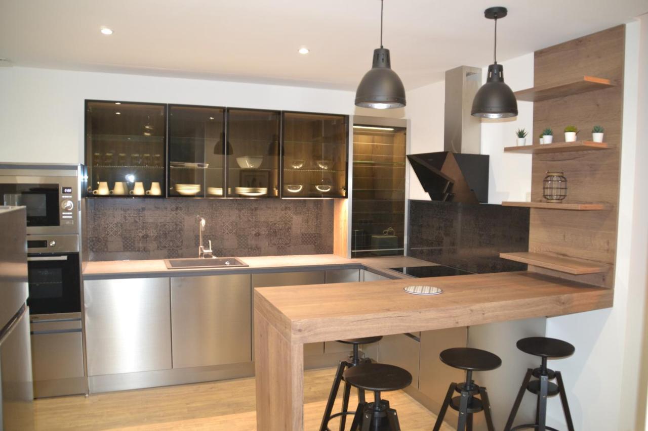 Triplex 110 M2 Centre Historique Avec Jacuzzi Dinan Apartman Kültér fotó