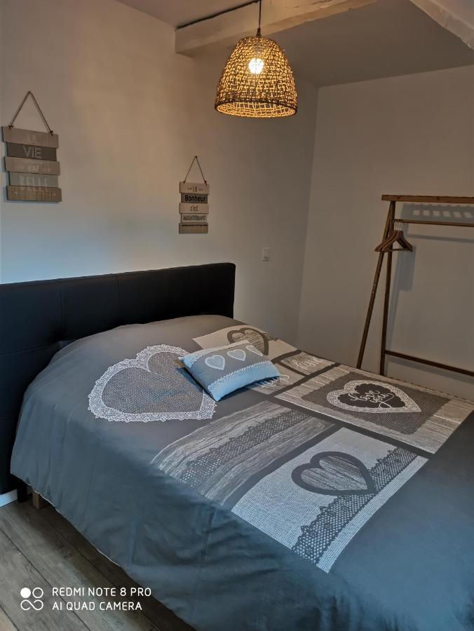 Triplex 110 M2 Centre Historique Avec Jacuzzi Dinan Apartman Kültér fotó