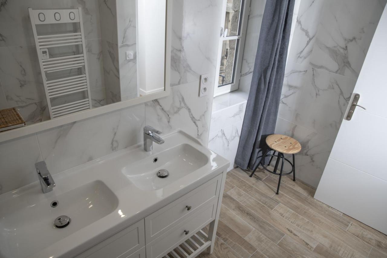 Triplex 110 M2 Centre Historique Avec Jacuzzi Dinan Apartman Kültér fotó